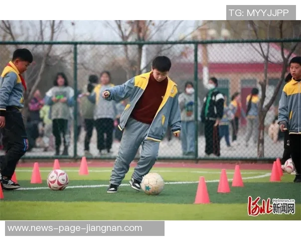 拉斯帕多里谈意大利逆境反弹孔蒂西蒙尼的严格训练助力目标实现 拉斯帕多里谈意大利逆境反弹孔蒂西蒙尼的严格训练助力目标实现